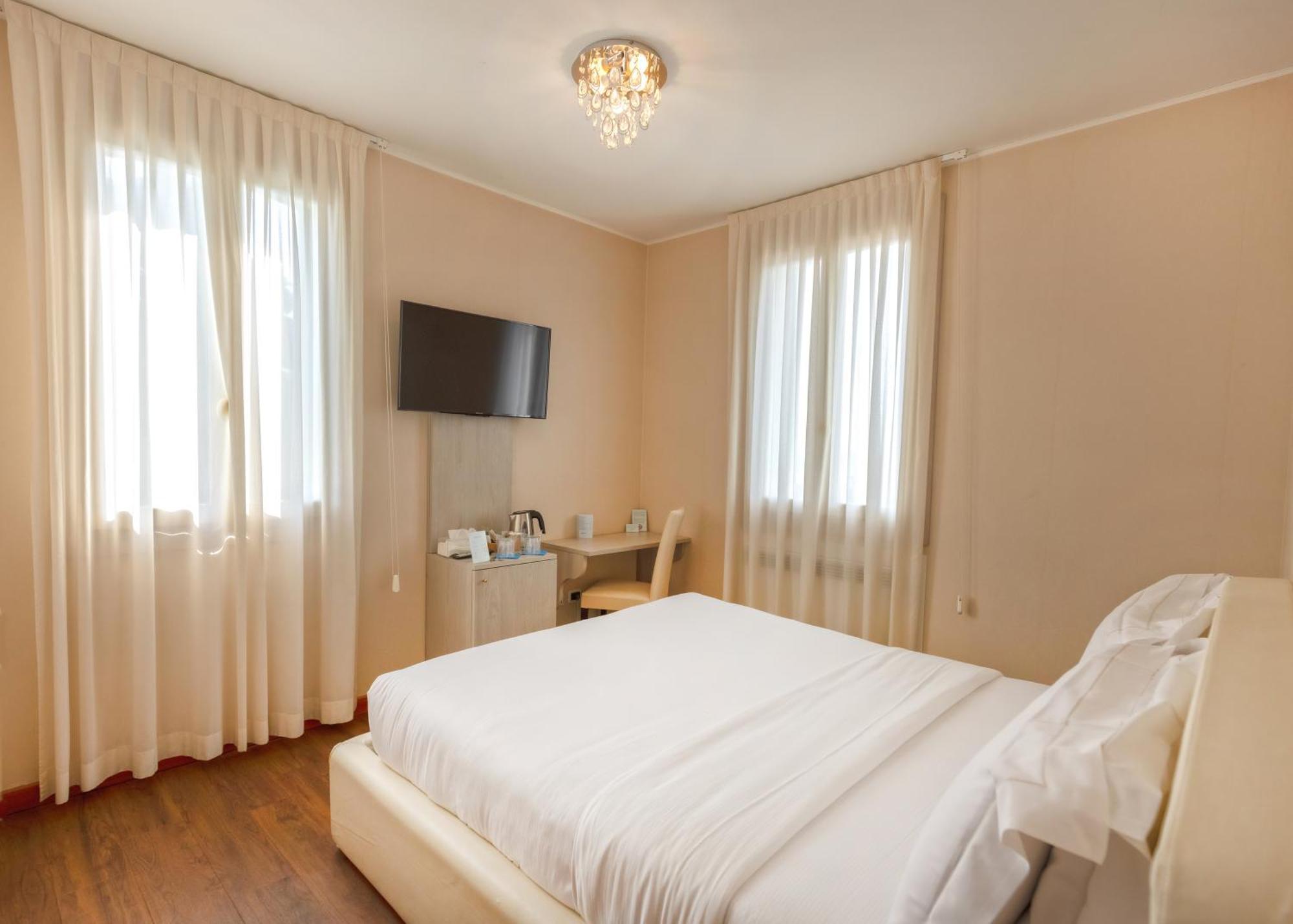 Gardone Palace Hotel Gardone Riviera Luaran gambar